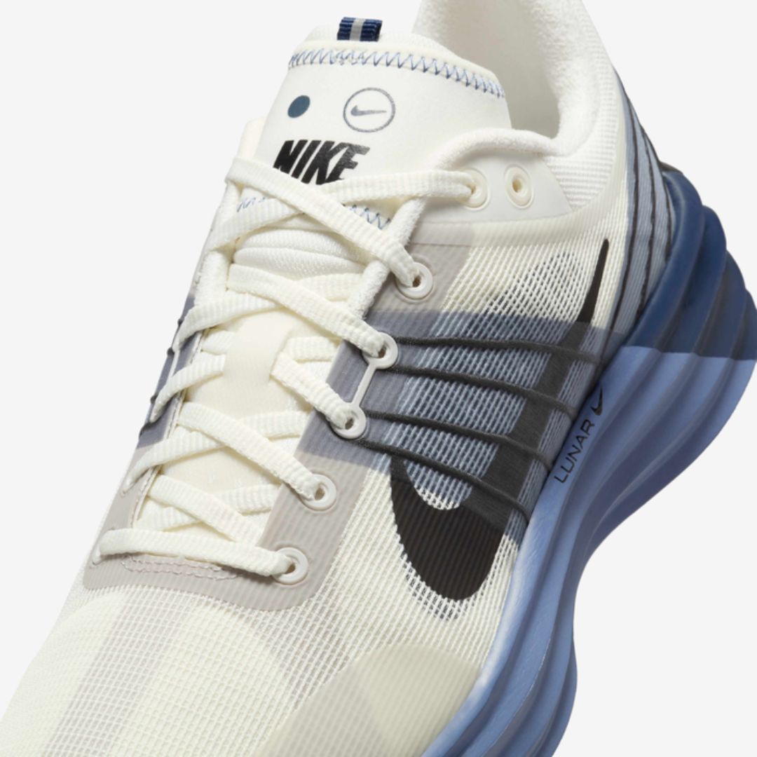 Lunar Roam Shoes