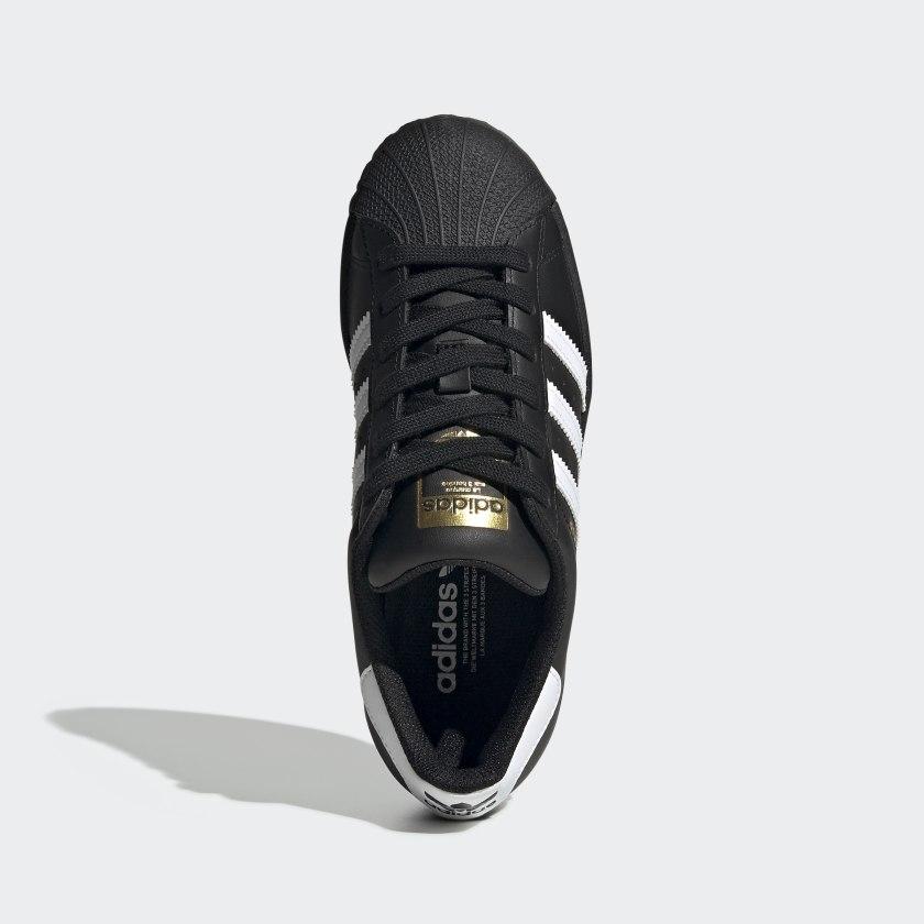 Superstar J