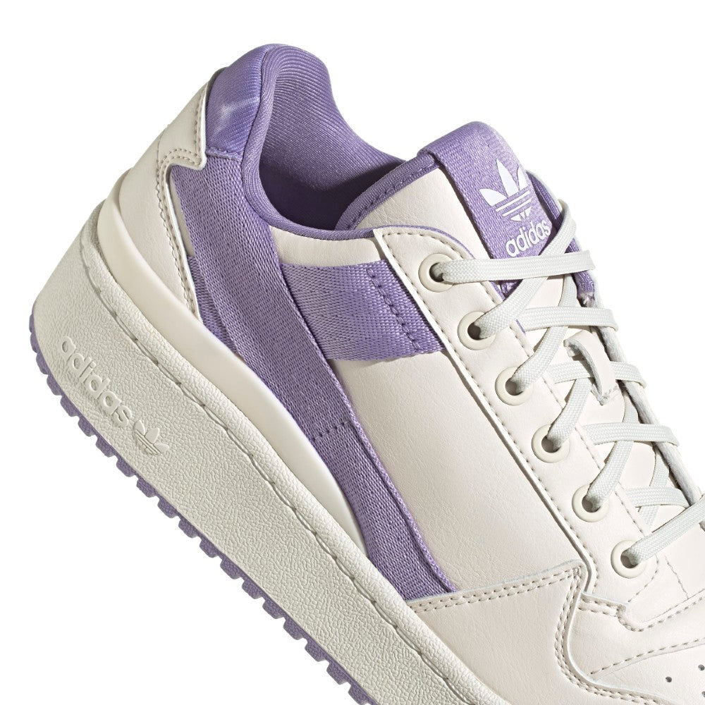 Forum Bold W