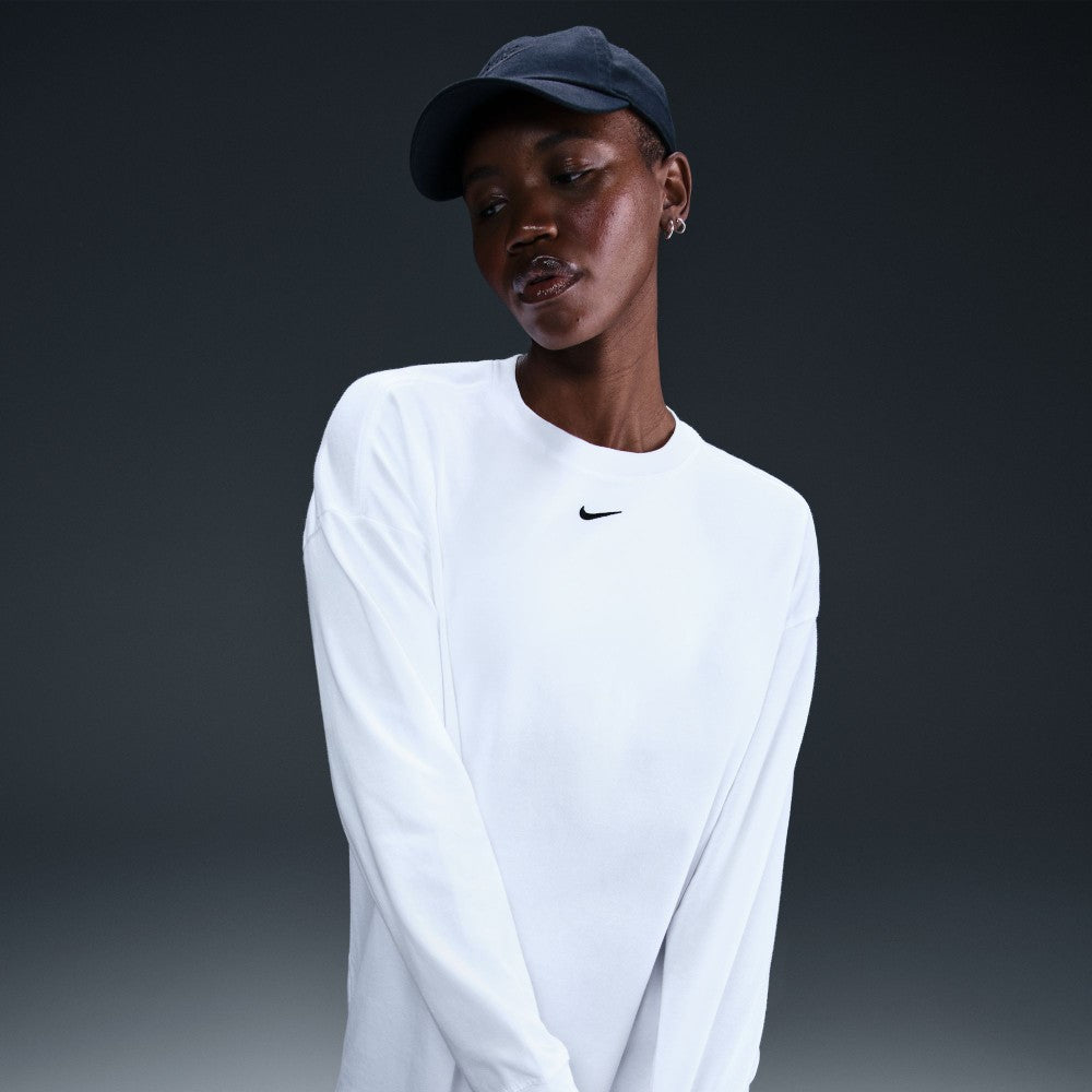 Sportswear Essential Oversized Long-Sleeve T-Shirt