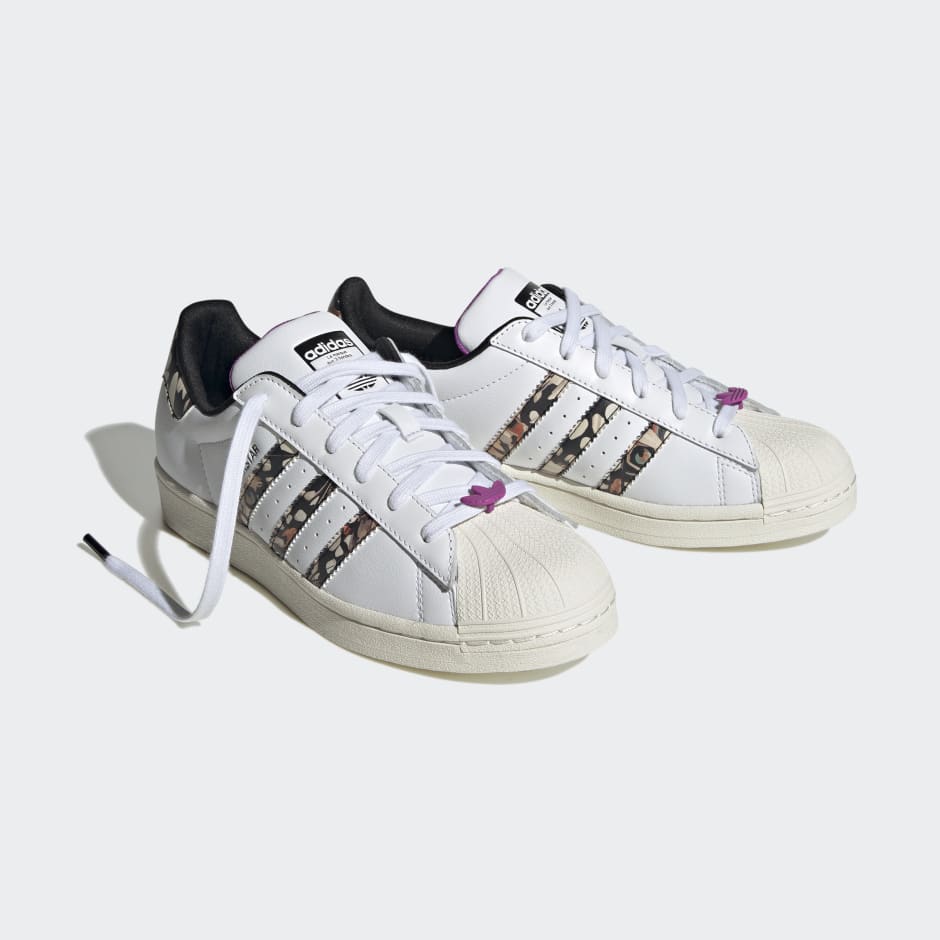 Superstar W